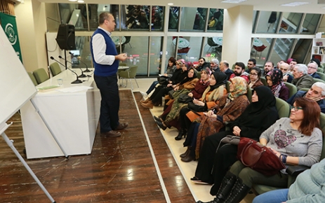 Belediyemizin, medeniyet değerlerimize sahip çıkmak amacıyla gerçekleştirdiği Osmanlı Türkçesi kursu