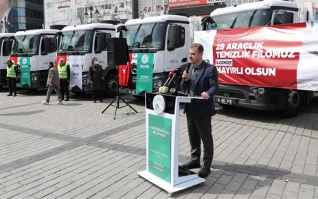 Gaziosmanpaşa Belediyesinin öz kaynaklarıyla aldığı 29 araçlık yeni temizlik filosu