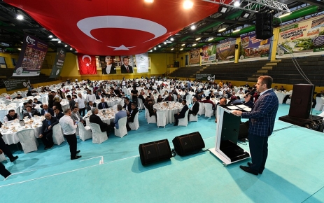 Gaziosmanpaşa Belediyesi, Giresunluları  iftar sofrasında bir araya getirdi.