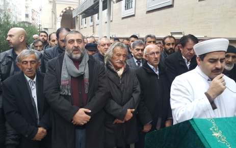 Hüseyin Aras’ın babası Hacı Bayram Efendi dualarla ebediyete uğurlandı.