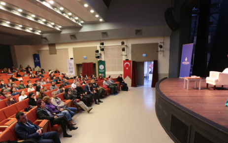 Gaziosmanpaşa Belediyesi, TRT Spikeri Işıl Açıkkar'ın katılımlarıyla İnsanları Etkileme Sanatı