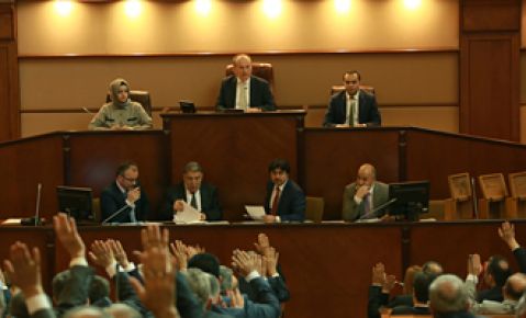 İstanbul Büyükşehir Belediye Meclisi’ni yöneten Başkan Kadir Topbaş, 12 yıldır