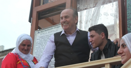 İstanbul Büyükşehir Belediye Başkanı Kadir Topbaş"İstanbul dünyanın incisi olacak"dedi.
