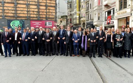 İstiklal Caddesi'nde meydana gelen bombalı saldırıyı protesto etmek için Teröre