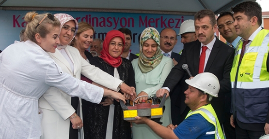 Gaziosmanpaşa Belediye Başkanı Hasan Tahsin Usta,Kazım Karabekir Kadın Zanaat Mektebinin