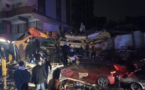 Kahramanmaraş'ın Pazarcık ilçesinde saat 4.17'de 7,4 büyüklüğünde deprem olurken Gaziantep'te
