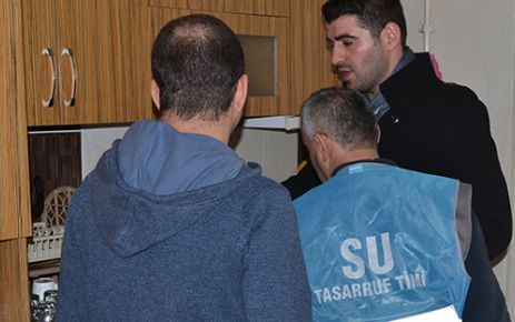 Gaziosmanpaşa Belediyesi Su Tasarruf Timi, israfı önlemek amacıyla ilçedeki kamu