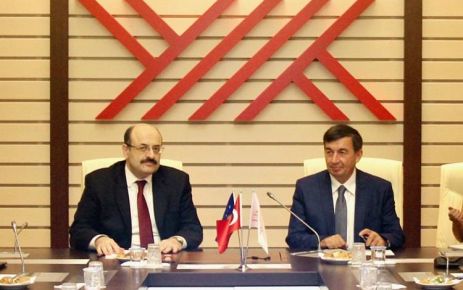 Kosova Eğitim, Bilim ve Teknoloji Bakanı  Arsim Bajrami, YÖK