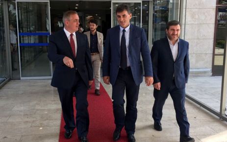 Kosova Kamu Yönetimi Bakanı Mahir Yağcılar, Eyüp Belediye Başkanı Remzi