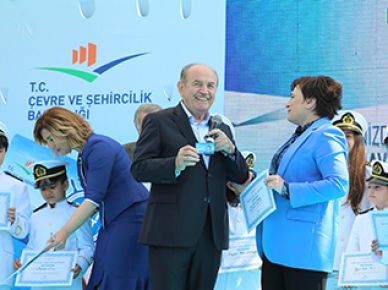 Başkan Kadir Topbaş, “Haliç’in temizlenmesi için bu zamana kadar 190