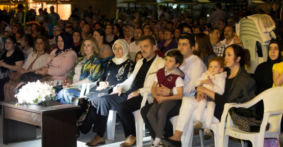 Gaziosmanpaşa Belediyesi,Gaziosmanpaşalılara Ramazan süresince Mevlana Mahallesi Recep Tayyip Erdoğan Gençlik