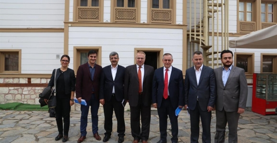 Eyüp Belediye Başkanı Remzi Aydın ve Daire Başkanı Adem Avcı