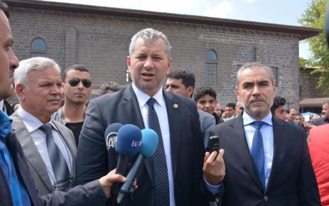 AK Parti İstanbul Milletvekilleri Metin Külünk ve Hasan Turan ile