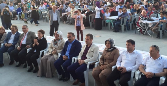 Gaziosmanpaşa AK Parti İlçe Başkanlığı,Mevlana Mahallesi Recep Tayyip Erdoğan Parkında