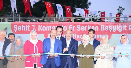 Sağlık Bakanı Mehmet Müezzinoğlu, Sultangazi’de park açılışı yaptı ve iftar