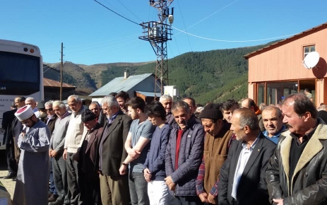 Giresun Alucra Çakrak Köyü eşraflarından eski muhtar Dursun Aydın Hakk'a
