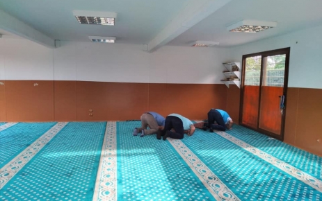 Mevlana Mahalle Muhtarı Zeki Eşgünoğlu, mahalle sakinlerinin talebi üzere Recep