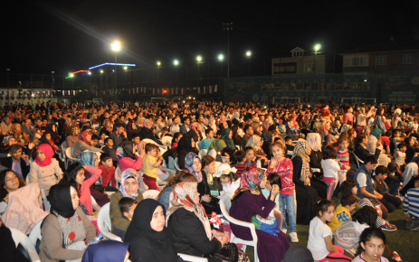 Gaziosmanpaşa Belediyesi tarafından Ramazan ayı etkinlikleri kapsamında düzenlenen programa konuşmacı