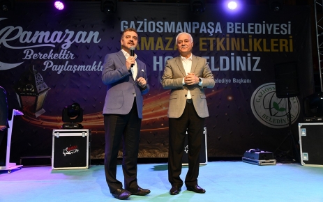 Gaziosmanpaşa Belediyesi’nin düzenlediği Ramazan programına konuk olan Nihat Hatipoğlu, Gaziosmanpaşalılarla