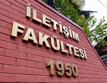 İstanbul Üniversitesi İletişim Fakültesi Öğretim Üyesi Nilüfer Pembecioğlu, "İletişimin pek