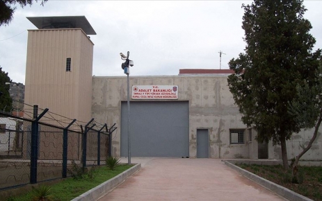 İmralı Cezaevi'nden açıklama yapan  Öcalan, HDP'ye İstanbul Büyükşehir Belediye