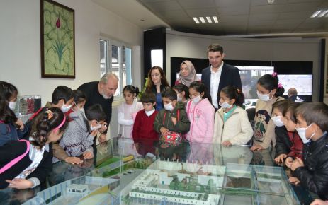 Gaziosmanpaşa Belediyesi Çevre Koruma ve Kontrol Müdürlüğü, okullarda dönüşüm semenerleri