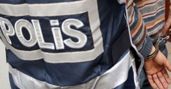 Paralel Yapıya Operasyon
Adana'da yasa dışı dinlemelere yönelik soruşturma kapsamında bazı adreslerde arama