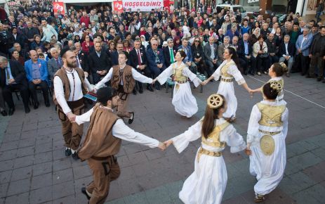 Gaziosmanpaşa Belediye Başkanı Hasan Tahsin Usta ve İstanbul milletvekilleri Hüseyin