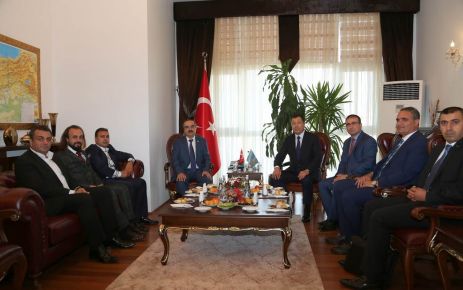 Sakarya Ege Kimya Eğitime Destek Verdi Vali Hüseyin Avni Coş, Ege Kimya A.Ş. Yönetim Kurulu Başkanı