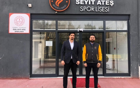 Seyit Ateş Spor Lisesi Genel Koordinatörü Burak Ateş, spor vadimizde okulumuzu ziyaret eden dostlara teşekkür ederim Sultangazi Kulüpler Birliği ve Gençlerbirliği Spor Kulübü Başkanı Burak Tahir