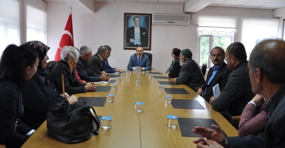 Muş Valisi seddar Yavuz,Muşluların sorunlarını dinleyerek "Sizlere hizmet etmeye geldim