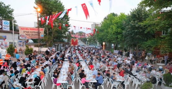 Sultangazi Belediyesinin,sokak iftarlarını sürdürdüğü açıklandı.