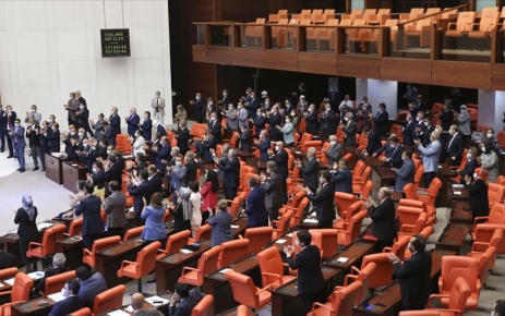 Sosyal medyaya ilişkin düzenlemeleri içeren kanun teklifi, TBMM Genel Kurulunda