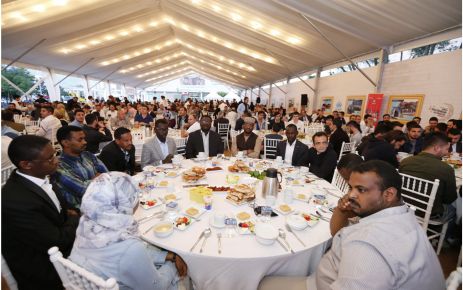 Sultangazi Belediyesi, Ramazan ayı boyunca dünya Müslümanlarını ağırlamayı sürdürüyor. "Dünya