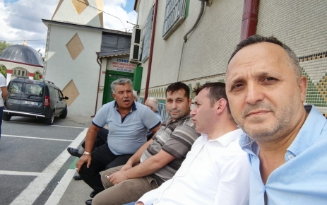 Süleyman Keleş “ Mahalle Başkanı Durmuş Celep kardeşime arkadaşlarımla birlikte