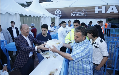 Sultangazi Belediyesi'nin  düzenlediği  Ramazan etkinlikleri coşkulu başladı.