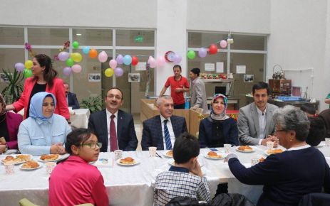 Sultangazi Kadın Kolları 1 Ekim Dünya Yaşlılar günü ve 3