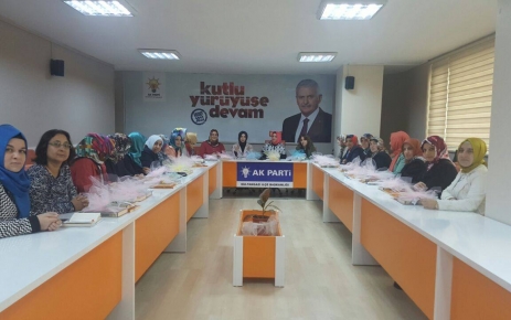 AK Parti Sultangazi ilçe başkanlığı Kadın Kolları, dünya kitap gününde