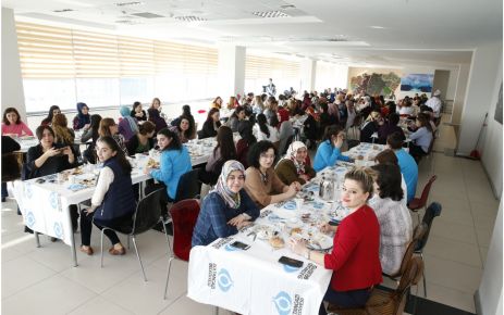 Sultangazi Belediyesi, 8 Mart Dünya Kadınlar Gününde kadın personeli biraraya