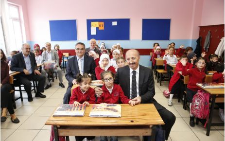 Sultangazi Belediye Başkanı Cahit Altunay, “Bizler,  muhacir olan sizlere