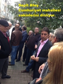 Sultangazi Cumhuriyet mahallesinde kentsel dönüşüme karşı çıkan mahalle sakinleri belediyenin