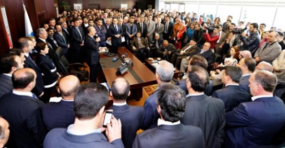 Sultangazi'de 2. dönem belediye başkanlığına seçilen Cahit Altunay, İlçe Seçim