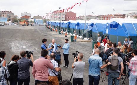 Sultangazi Belediye Başkanı Cahit Altunay, İstanbul’un en büyük Kurban Satış