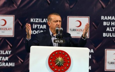 Cumhurbaşkanı Erdoğan, göçmenlerden Türkiye Cumhuriyeti vatandaşı olmak isteyenlerin bulunduğuna dikkat