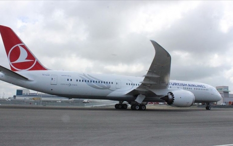 THY'nin filosuna kattığı, "rüya uçak" olarak tabir edilen ilk "Boeing