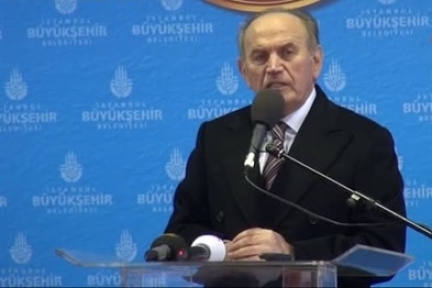 Kadir Topbaş, yerel yönetimler olarak dünyada yoksulluğun azaltılabileceği, refah ve
