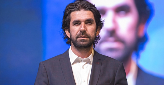 Gaziosmanpaşa Belediyesi’nin düzenlediği Ramazan ayı etkinliklerine katılan Serdar Tuncer, izleyicilere