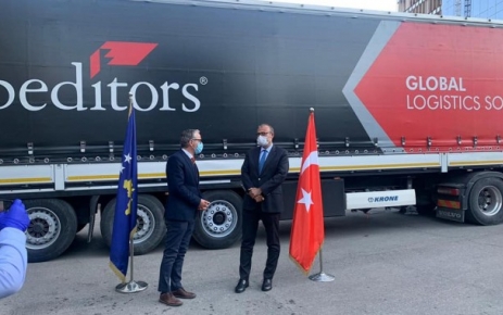 Türkiye’nin tıbbi ekipman yardımının ikinci kısmı korona virüs salgınıyla mücadele
