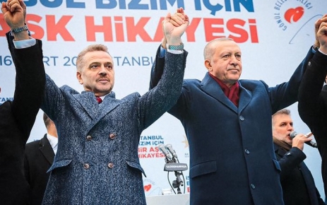 Gaziosmanpaşa Belediye Başkanı Hasan Tahsin Usta, Ustasının doğum gününü kutladı.