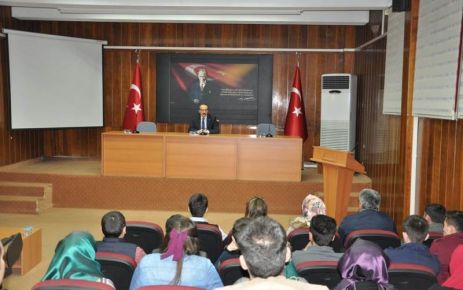 Muş Valisi Seddar Yavuz, 112 çalışanları ile bir araya geldi.